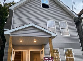 96 N Hamilton St #1&2, Poughkeepsie, NY 12601