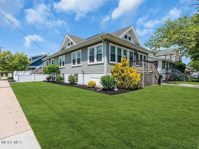 319 Arnold Ave — Photo 26