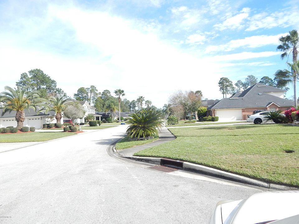 2nd image of 2329 Bridgewater Ct