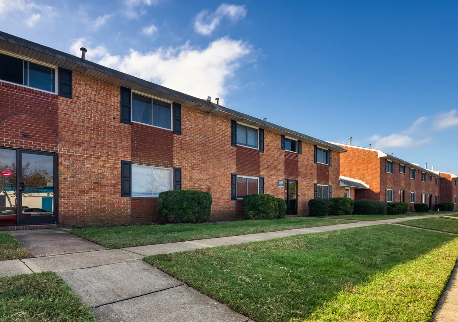 Tidemill Farms Apartments — Photo 1