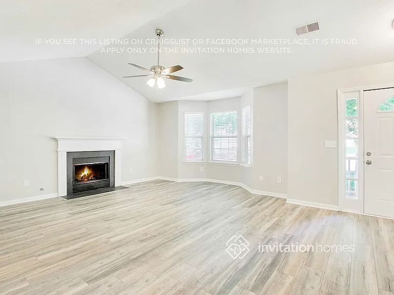 1753 Woodvine Ct NW — Photo 5
