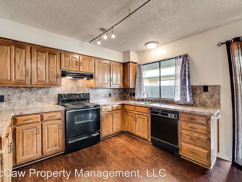 1st image of 2320 Garden Park Ct