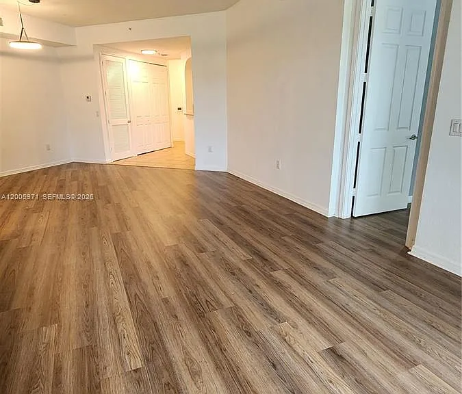3600 Oaks Clubhouse Dr #206 — Photo 18