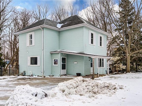 3rd image of 114 George St