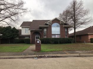 5115 Freestone Cir, Dallas, TX 75227