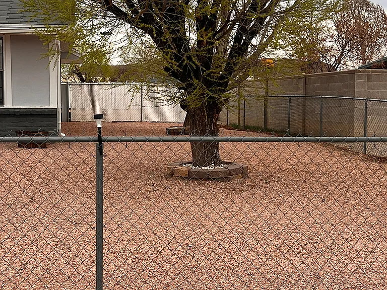 3421 Box Canyon Ave — Photo 11