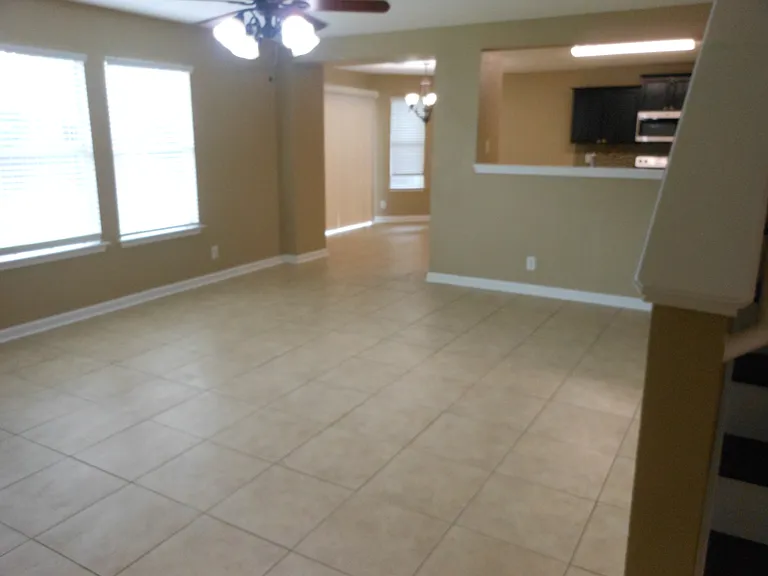 617 San Augustine Blvd — Photo 7
