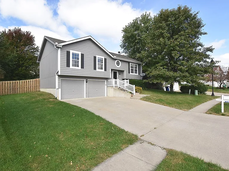 13650 Hunter Dr — Photo 22