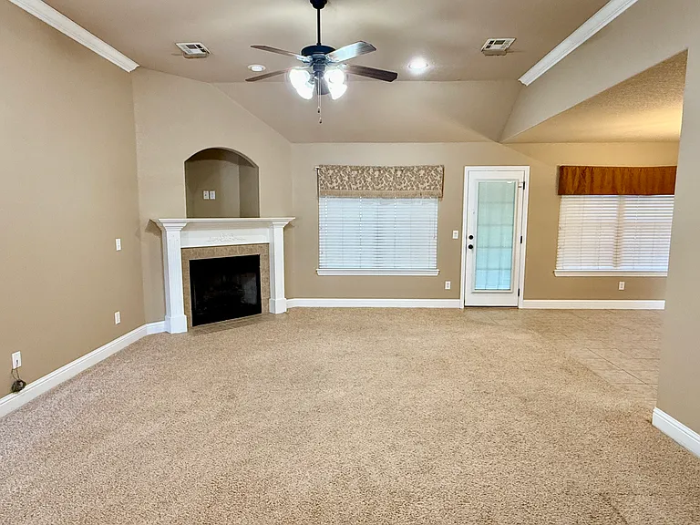 11 Kendal Dr — Photo 3