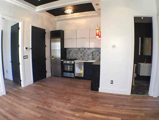 Rented by P Management | media 10