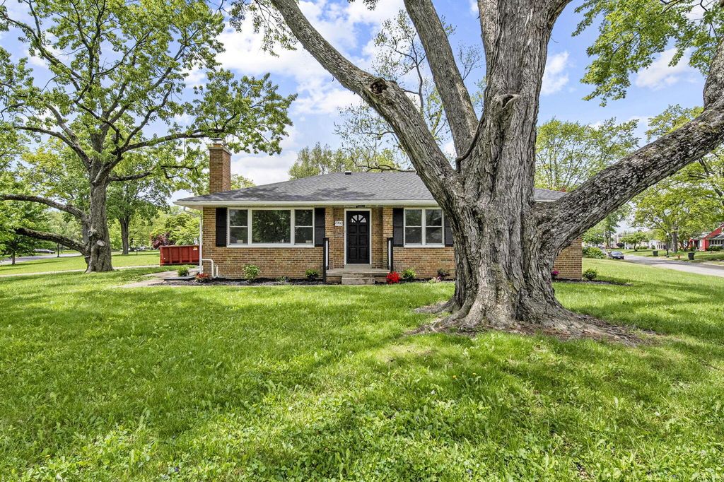 Real estate listing image