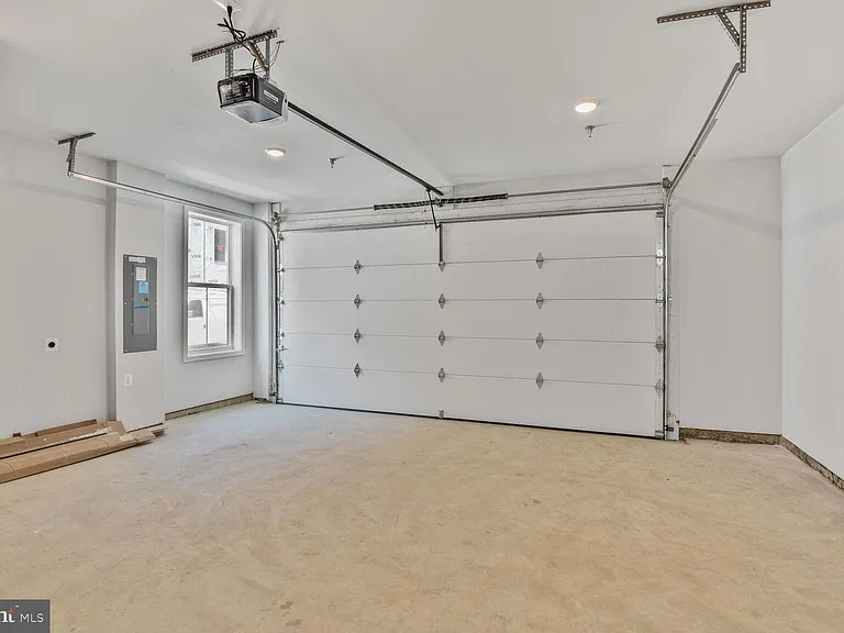5933 Stonehenge Pl — Photo 22