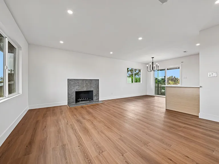 1452 N Avenue 57 #1452 — Photo 3