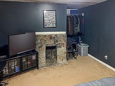 5th image of 3923 Ivy Ave