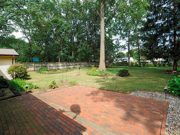 1919 Thrushwood-104