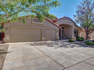 972 E Constitution Dr, Gilbert, AZ 85296