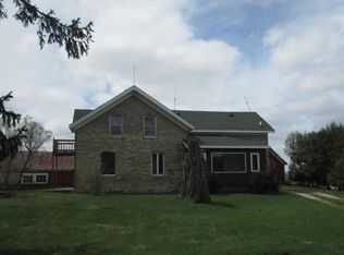 14522 Crossroad Dr, Mishicot, WI 54228