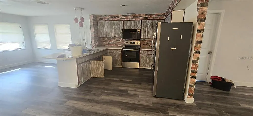 2 bed, 2.0 bath, 1092 sqft, $1,650 — Photo 4