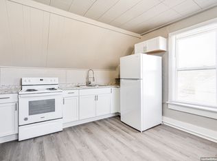 214 W Pacific St #1, Appleton, WI 54911