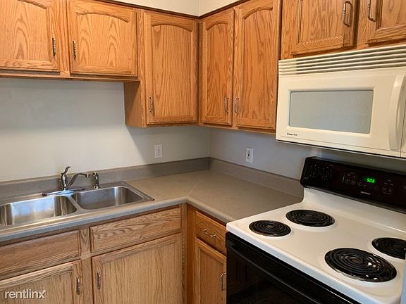 5th image of 8428 Travis Ln APT C