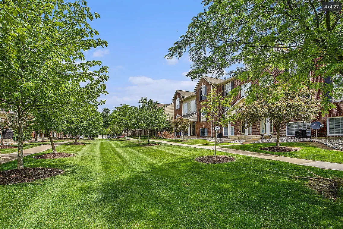 3 bed, 1525 sqft, $2,145 — Photo 4