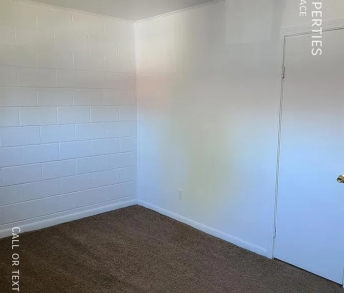 82 Harvey Pl — Photo 11