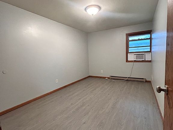 5th image of 950 N Kelly St #17