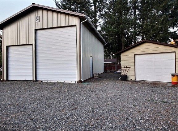 2nd image of 10107 Forest Ct SW
