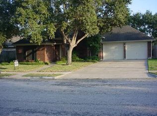 614 Brocton St, Victoria, TX 77904