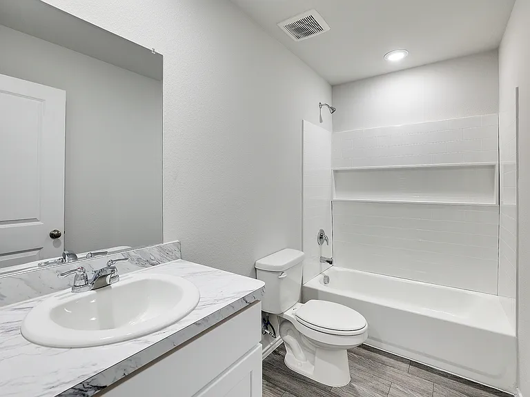 829 Eagles Nest Dr — Photo 4