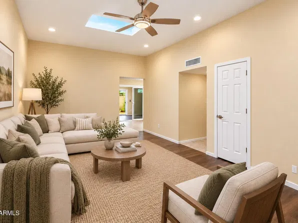 13629 N Del Webb Boulevard, Sun City, AZ 85351