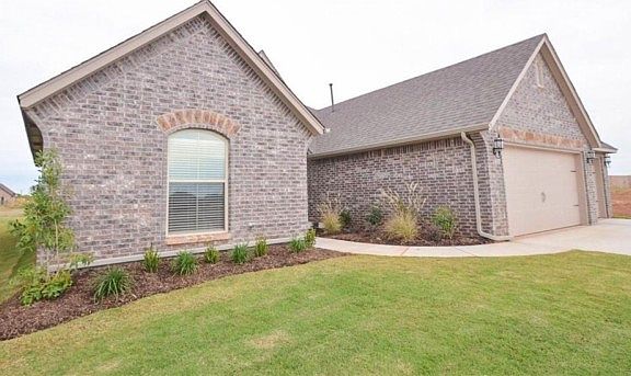 2nd image of 4109 SE 37th Ct