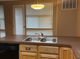 1583 Fort St #306, Lincoln Park, MI 48146