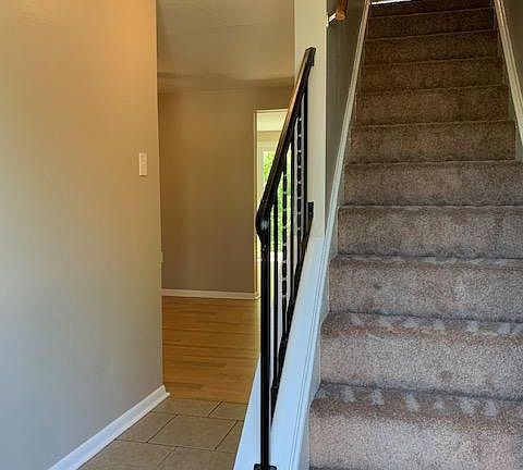 2nd image of 740 S 10th St