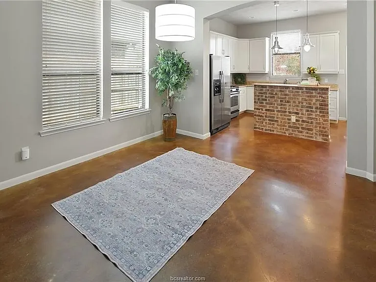 4289 Hollow Stone Dr — Photo 8