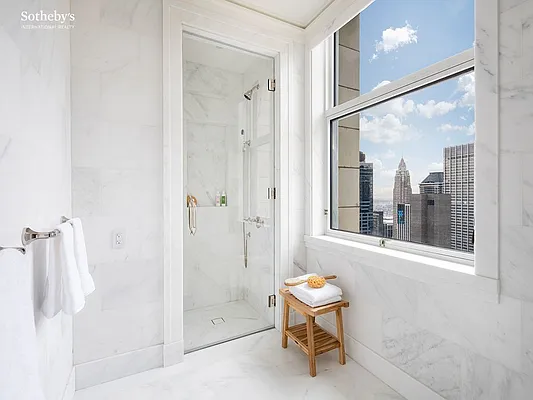 Sold by Sotheby's International Realty | media 28