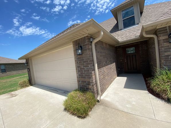 9021-9023 Sandra Way