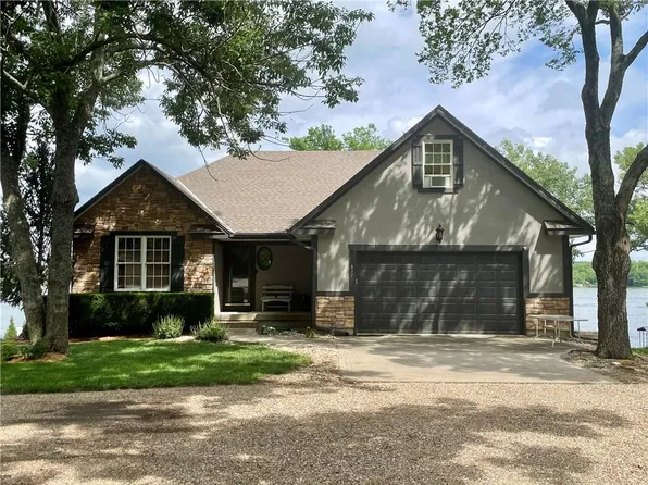837 190th St, Fort Scott, KS 66701