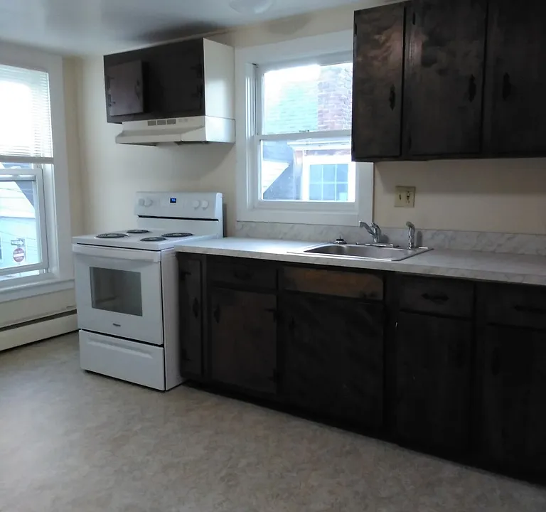 49 Union St #3