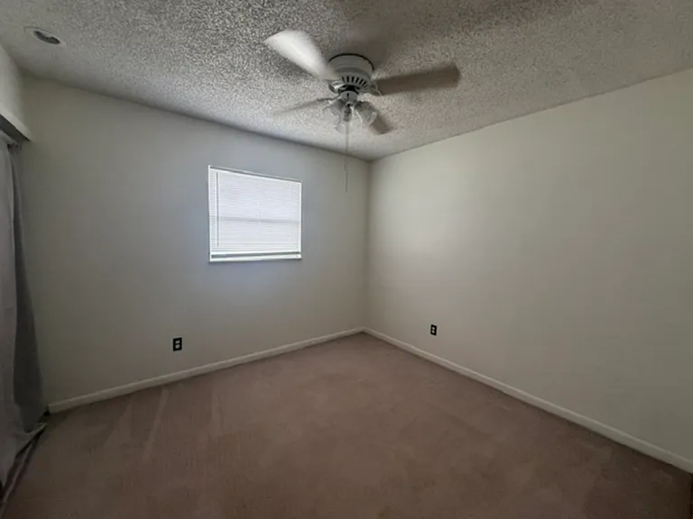 120 Sunset Dr — Photo 12