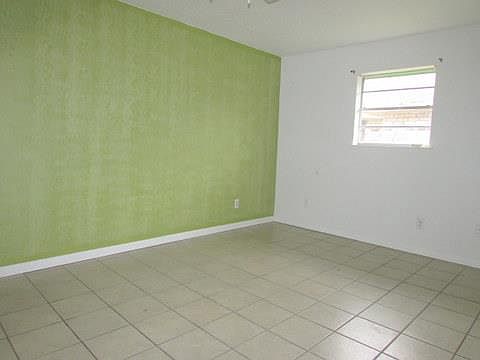 4th image of 2609-11 Tifton Ave