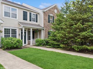 171 Springbrook Trl S, Oswego, IL 60543