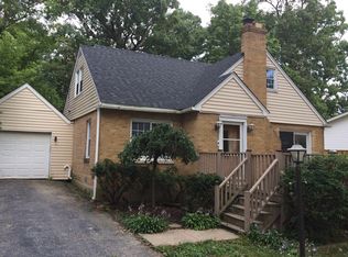 33211 N John Mogg Rd, Grayslake, IL 60030