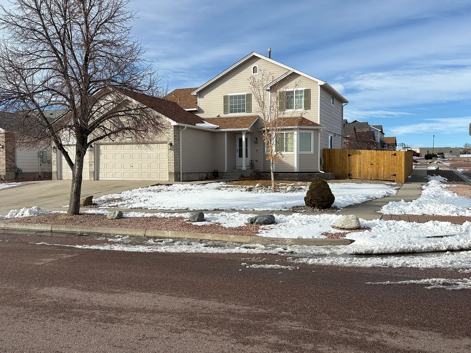5843 Poudre Way — Photo 2