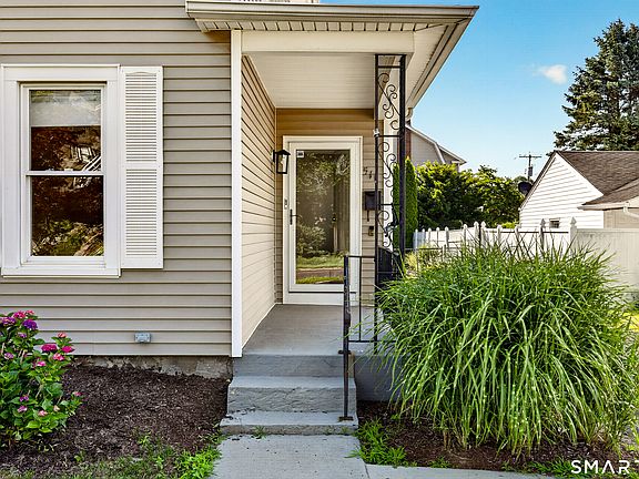 3rd image of 511 Thompson Avenue