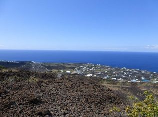 Milolii Rd, Captain Cook, HI 96704