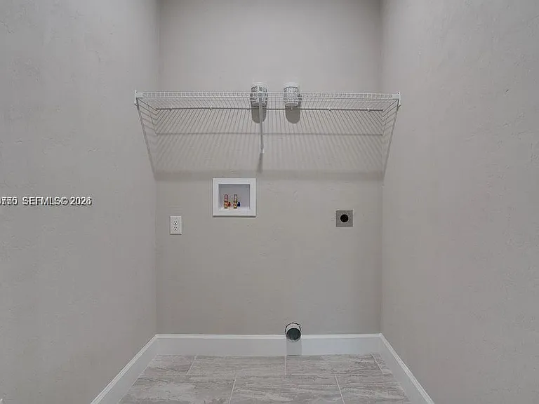 24722 SW 21 Lane Other City In The State — Photo 22