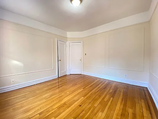 Rented by Contact Realty | media 25