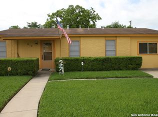 610 Overridge Dr, San Antonio, TX 78221