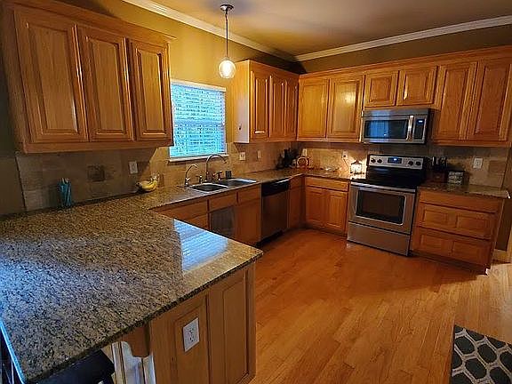 2nd image of 6 Colmonell Ln